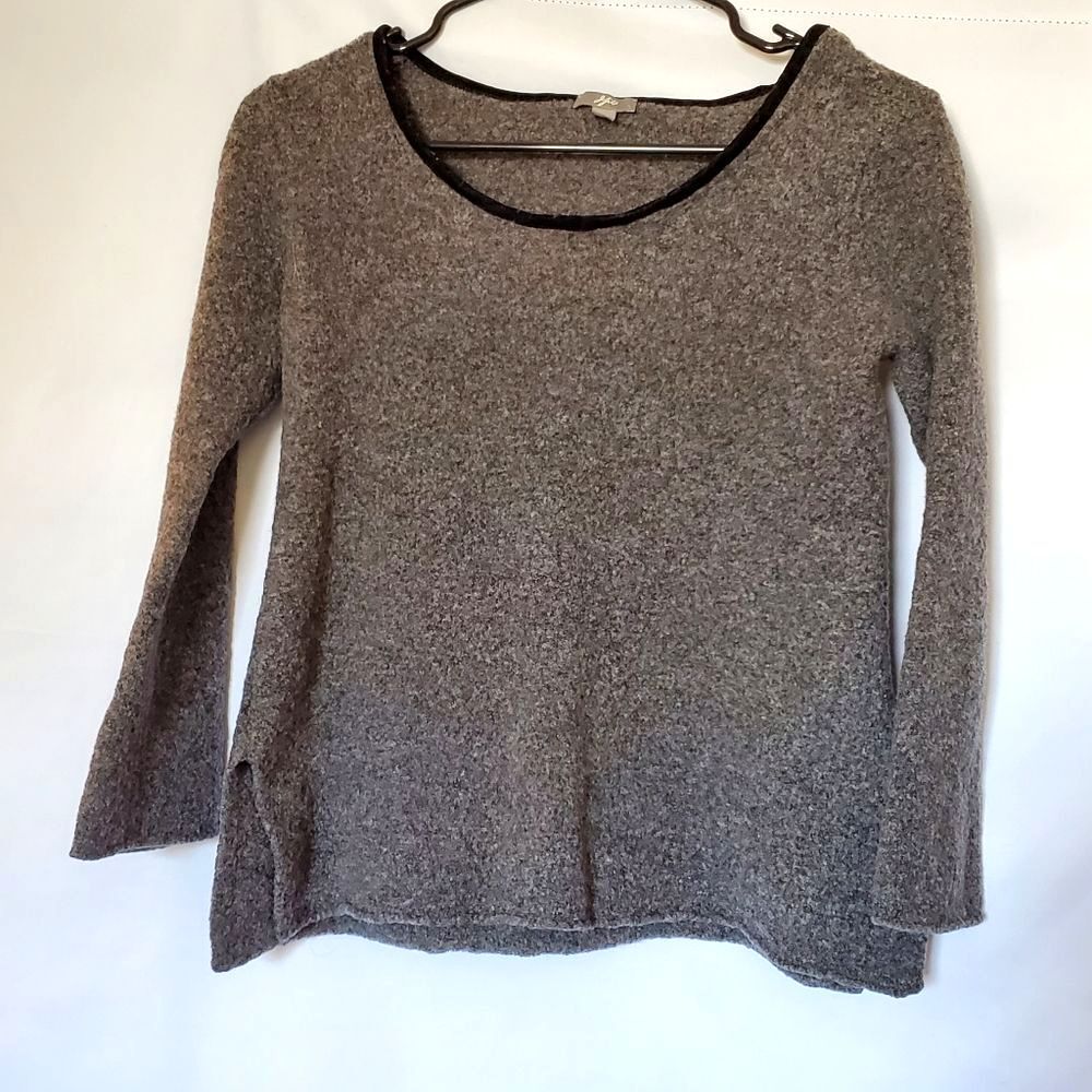 J. Jill Sweater Gray with Scoop Neck, Size L/M